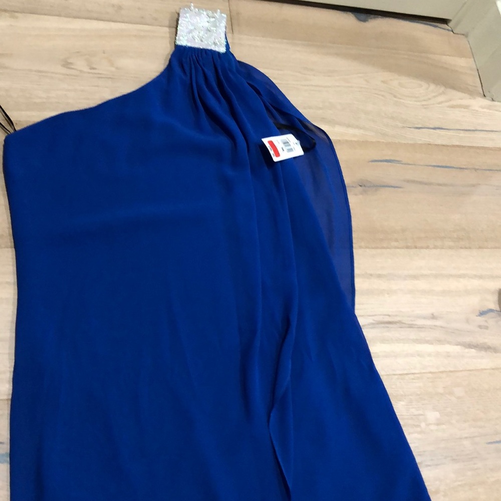 One shoulder dress